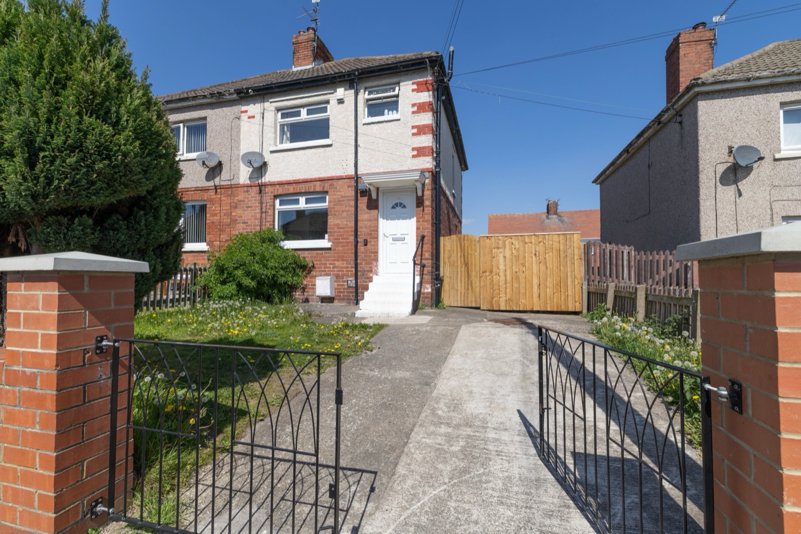 Hewitt Avenue - image 1 of 8